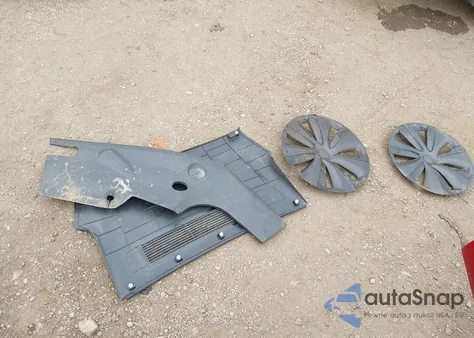 2022 Tesla Model S Dual Motor All-Wheel Drive z USA, uszkodzony, nr VIN 5YJSA1E53NF493553